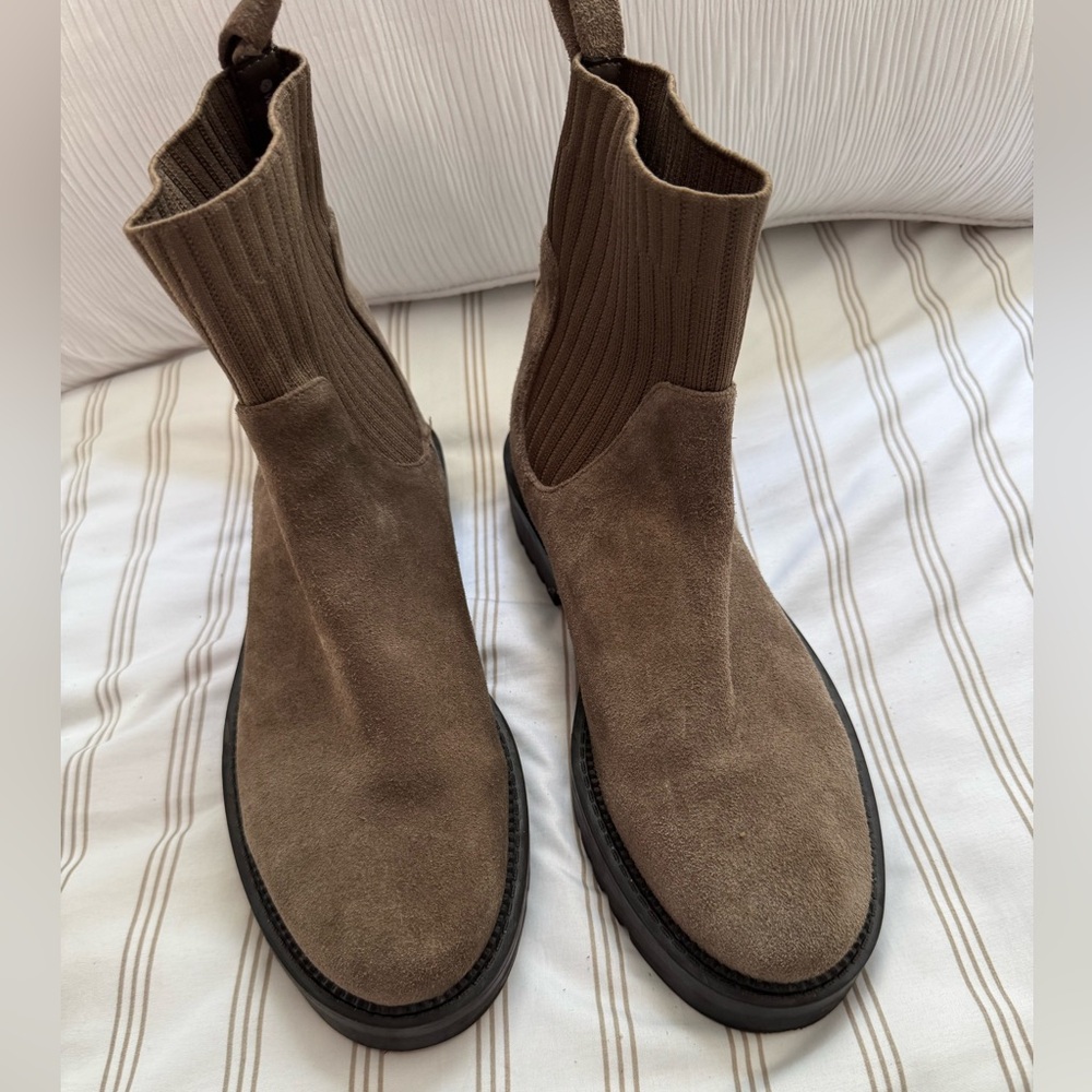 Blondo Tan Waterproof Footwear